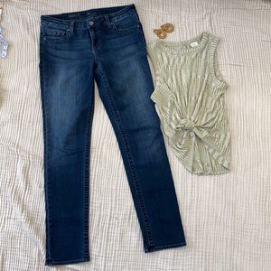 Kut from the Kloth Straight Leg Jeans